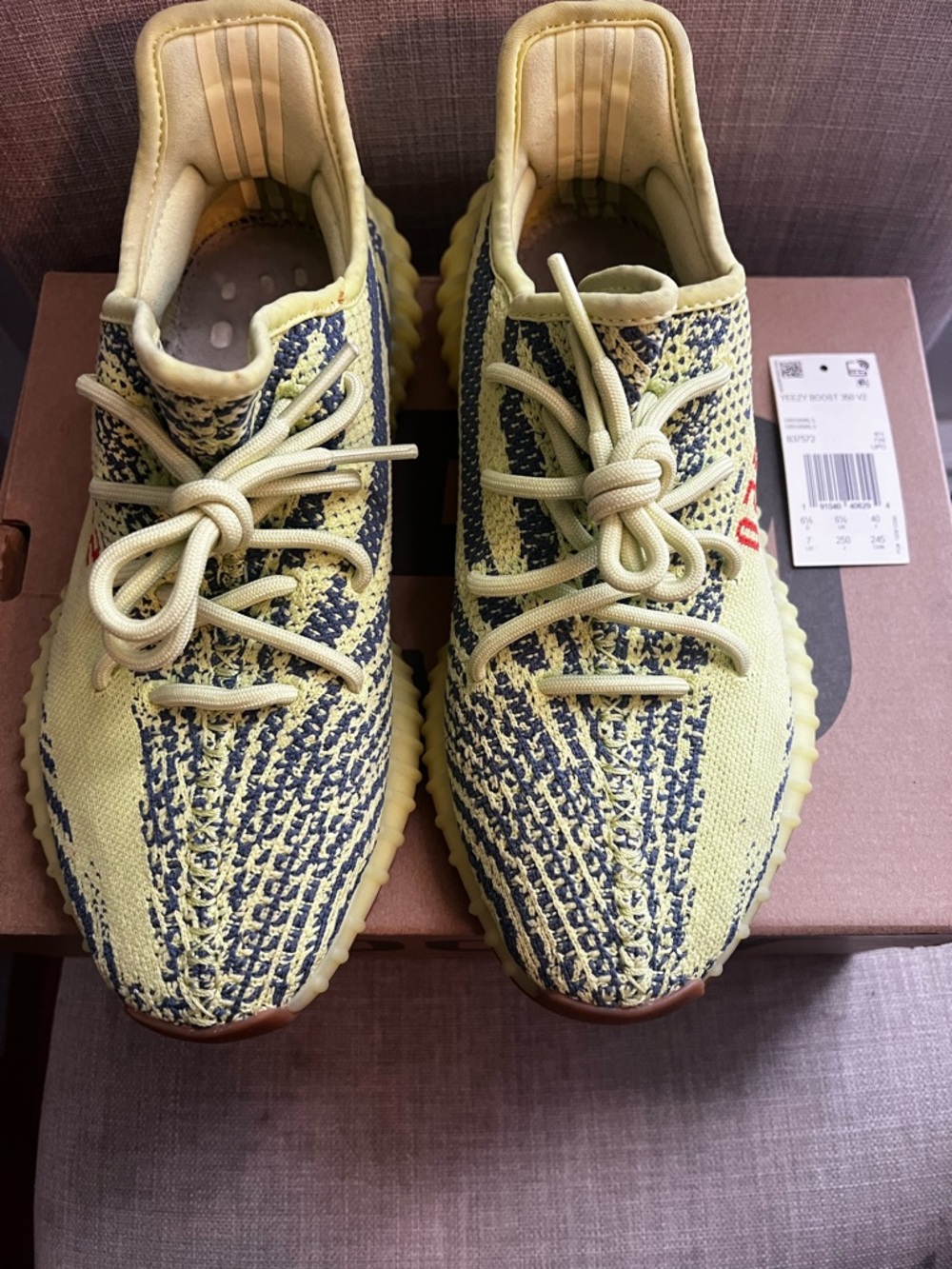 Yeezy Boost 350 V2 Semi Frozen